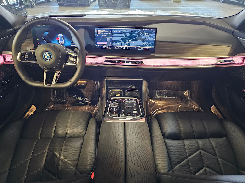 Thumbnail: 2025 BMW 7 Series - 10