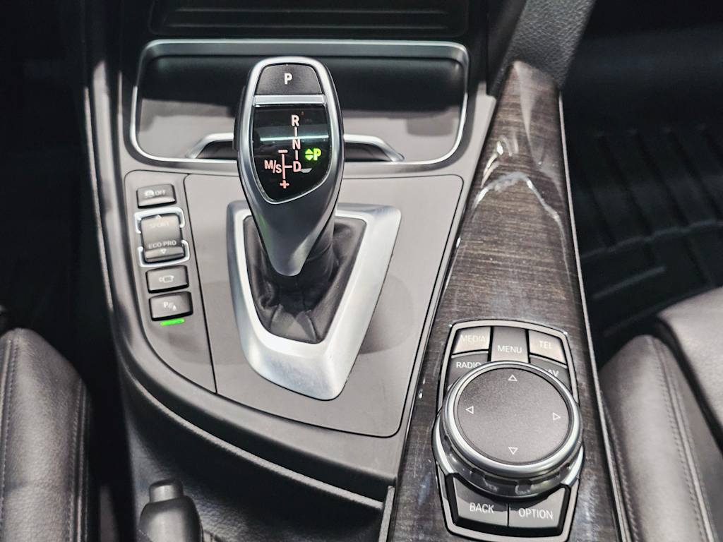 Thumbnail: 2016 BMW 4 Series - 24