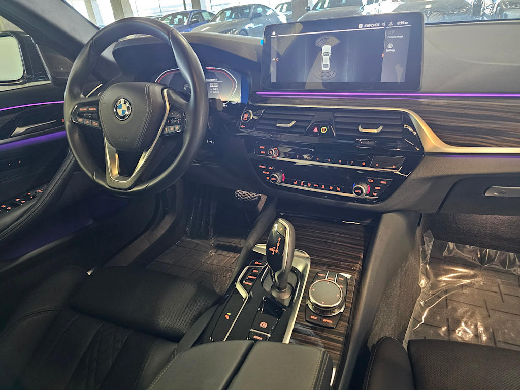 Thumbnail: 2023 BMW 5 Series - 15