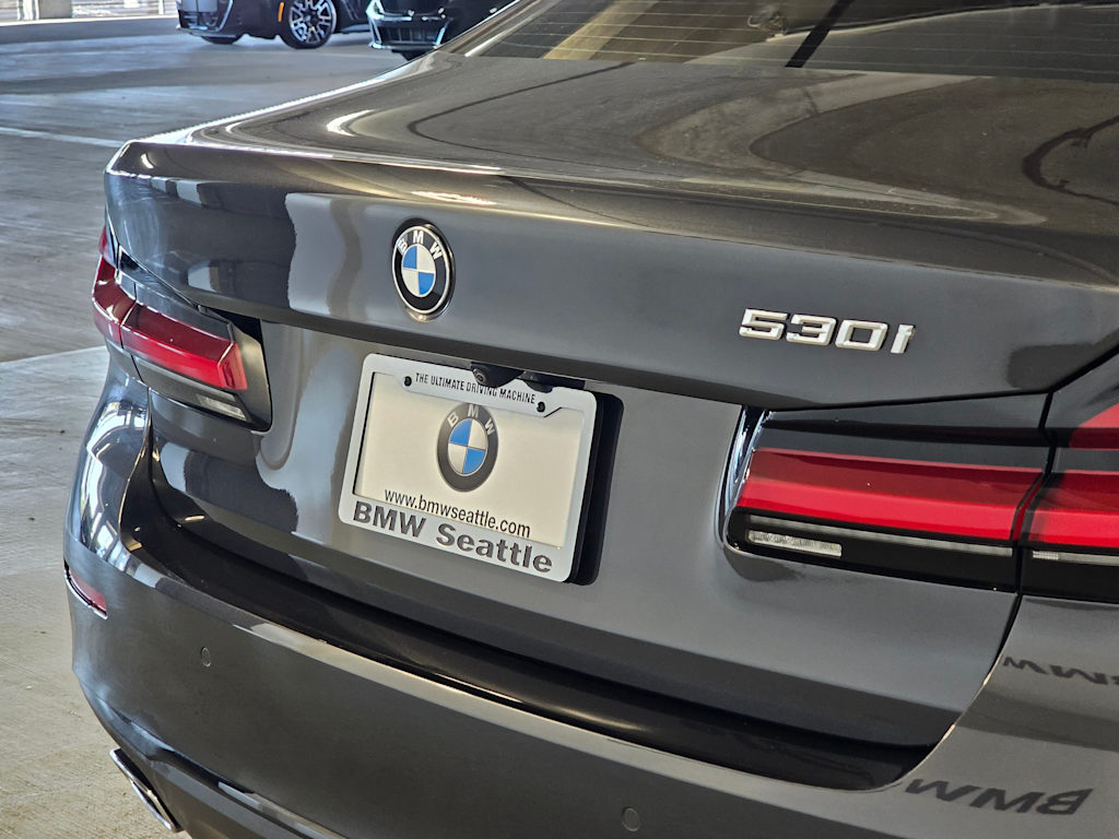 Thumbnail: 2023 BMW 5 Series - 7