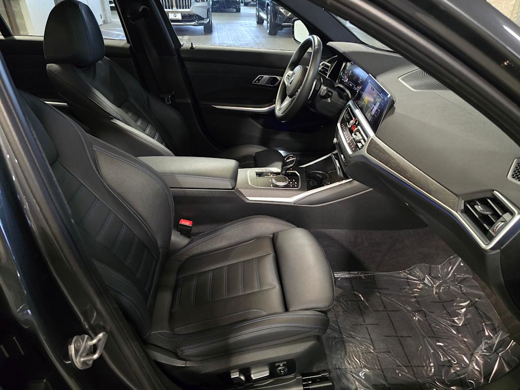 Thumbnail: 2021 BMW 3 Series - 11