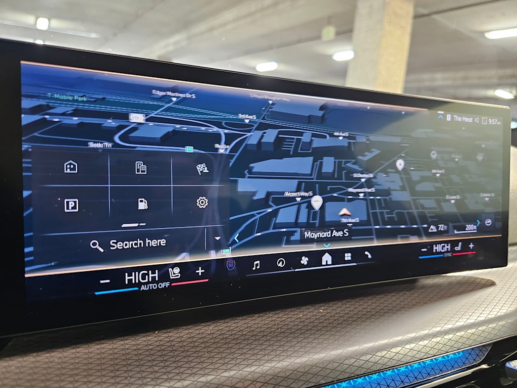 Thumbnail: 2025 BMW 4 Series - 25