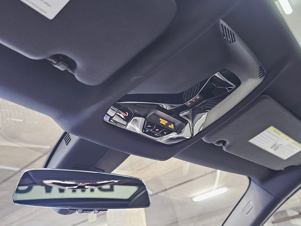 Thumbnail: 2024 BMW 2 Series - 25