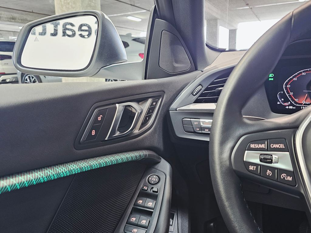 Thumbnail: 2024 BMW 2 Series - 26