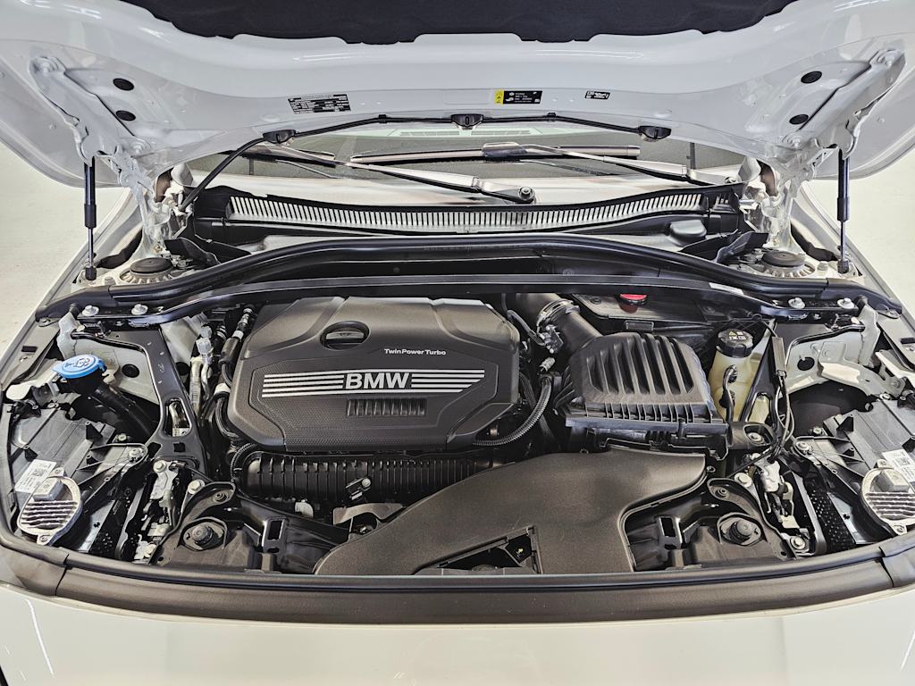 Thumbnail: 2024 BMW 2 Series - 8