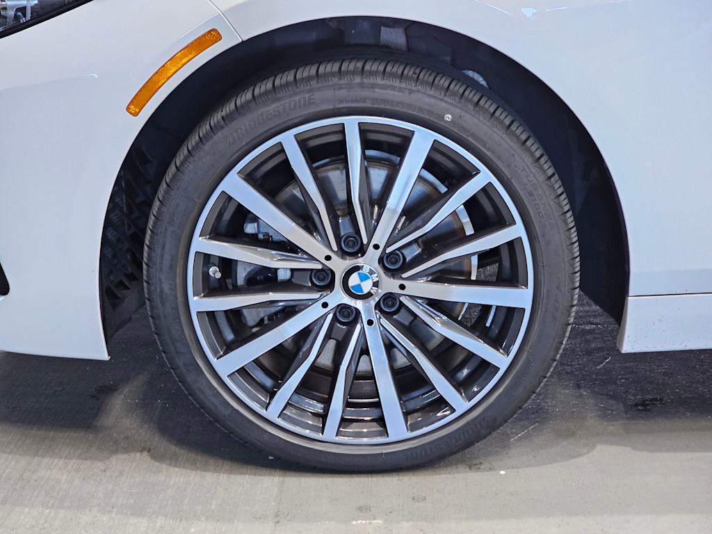 Thumbnail: 2024 BMW 2 Series - 8