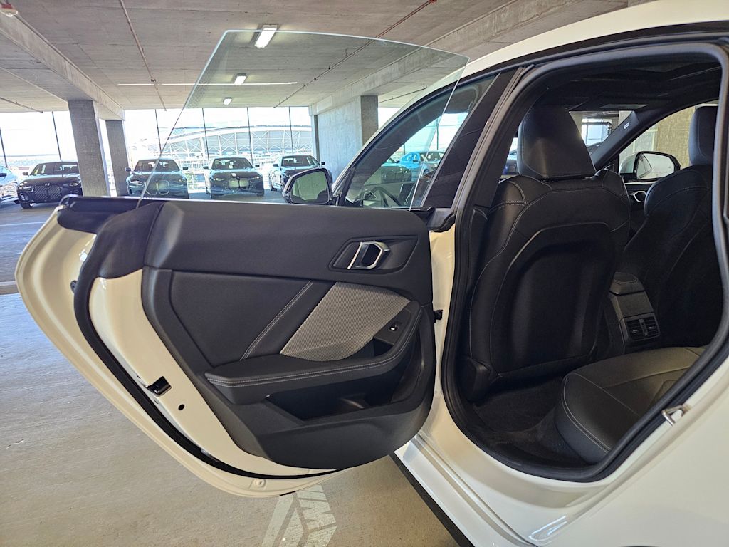 Thumbnail: 2026 BMW 2 Series - 29