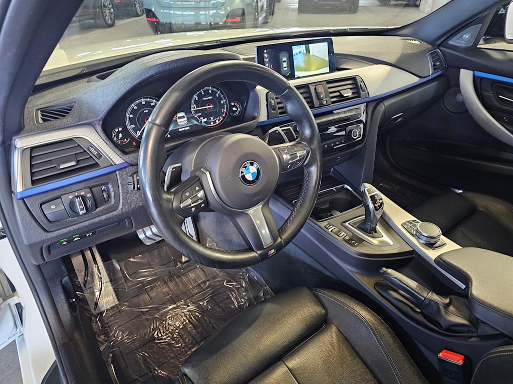 Thumbnail: 2018 BMW 3 Series - 2