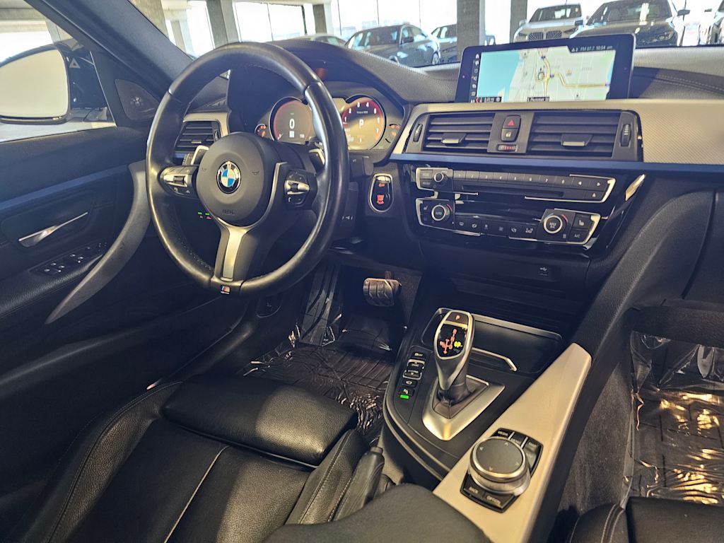Thumbnail: 2018 BMW 3 Series - 14