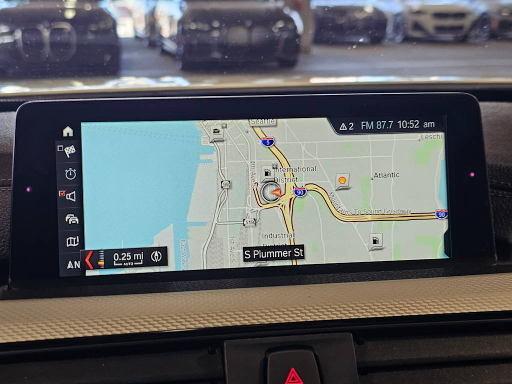 Thumbnail: 2018 BMW 3 Series - 24