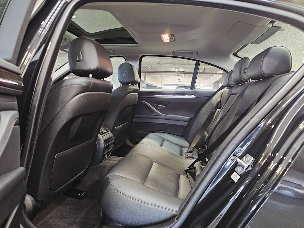 Thumbnail: 2015 BMW 5 Series - 13