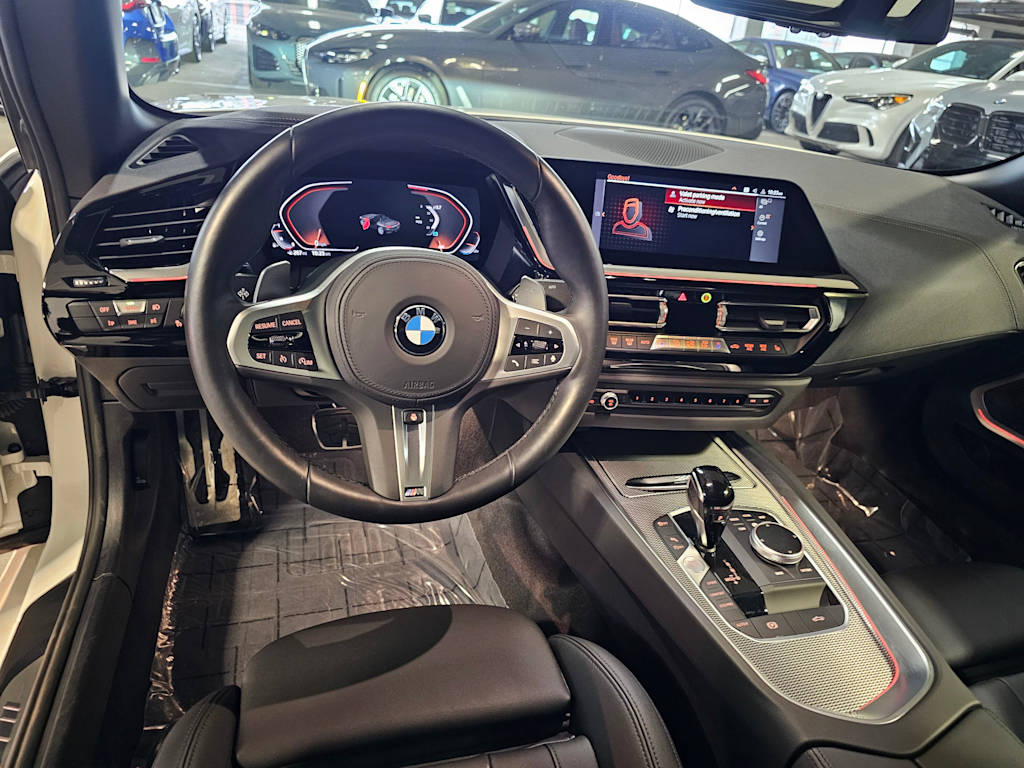 Thumbnail: 2022 BMW Z4 - 9