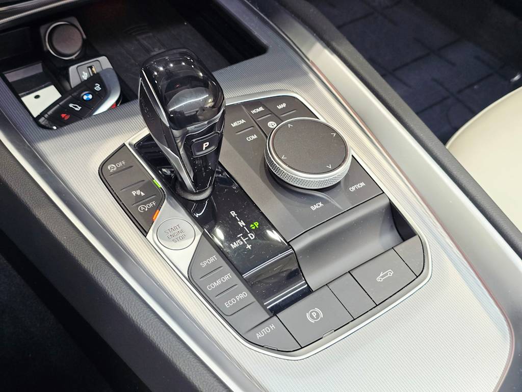 Thumbnail: 2019 BMW Z4 - 15