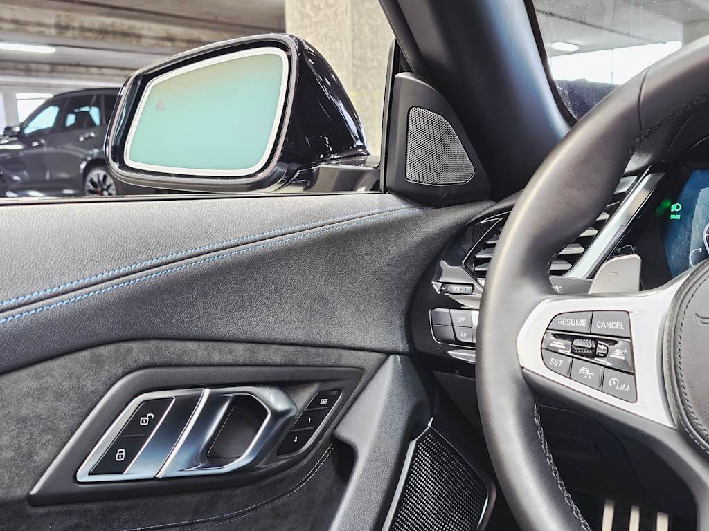 Thumbnail: 2023 BMW Z4 - 26