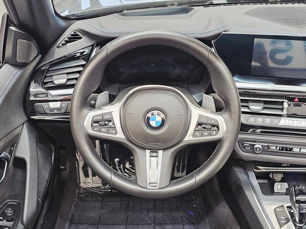 Thumbnail: 2023 BMW Z4 - 11