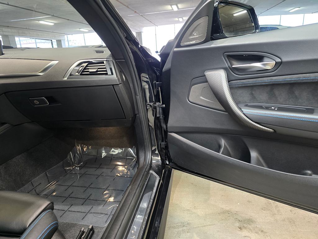 Thumbnail: 2018 BMW M2 - 33