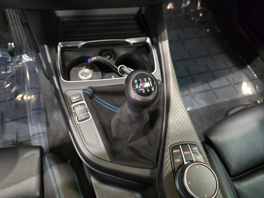 Thumbnail: 2018 BMW M2 - 16