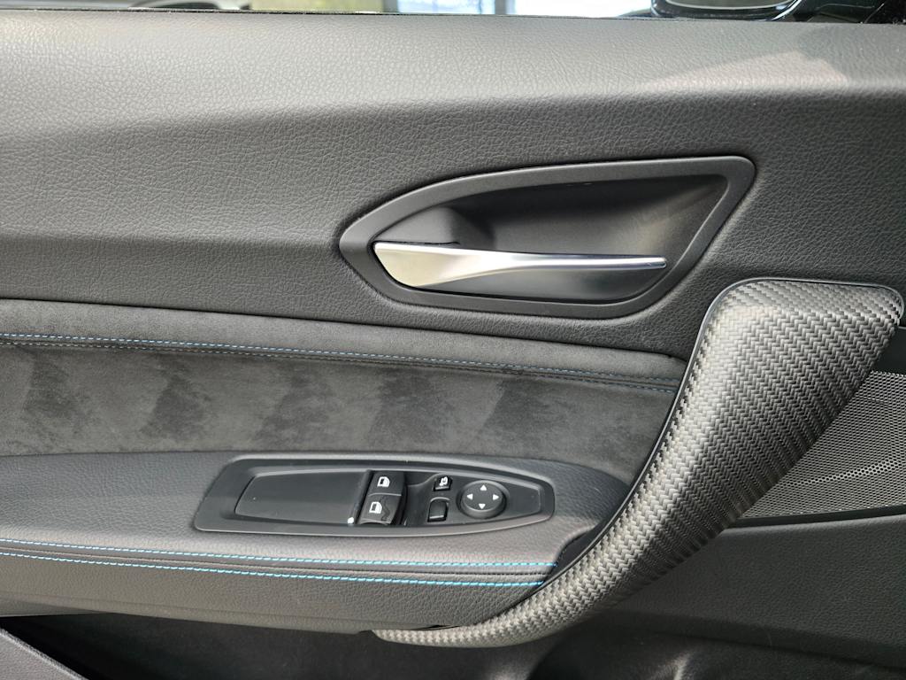 Thumbnail: 2018 BMW M2 - 30