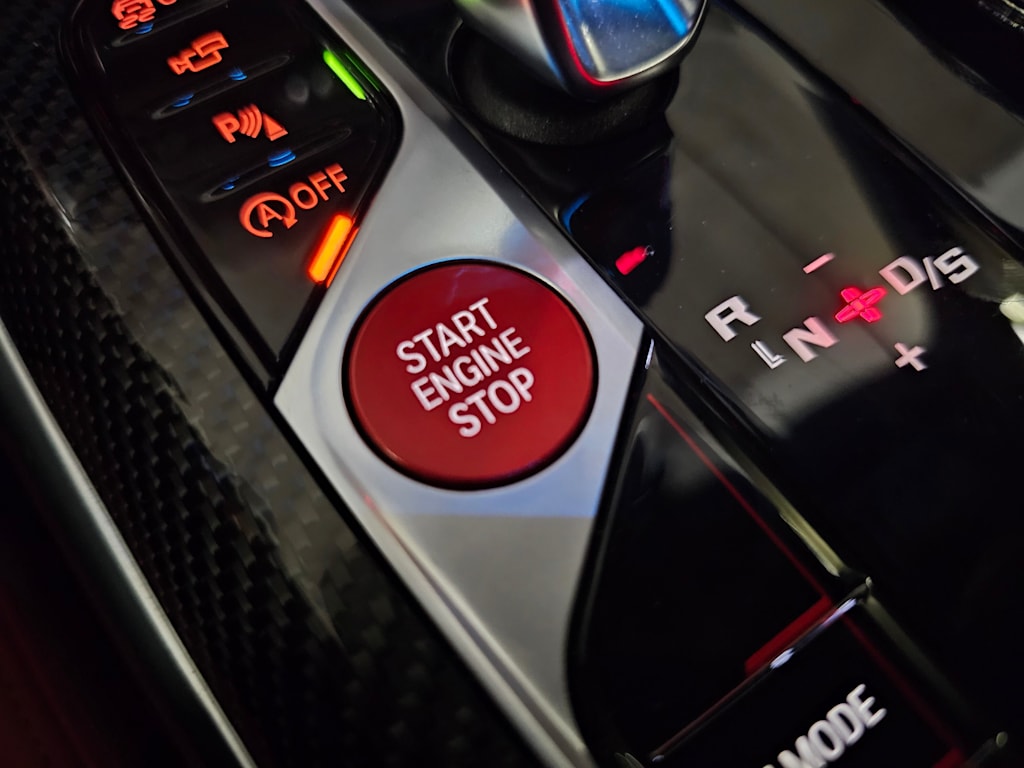 Thumbnail: 2024 BMW M3 - 32