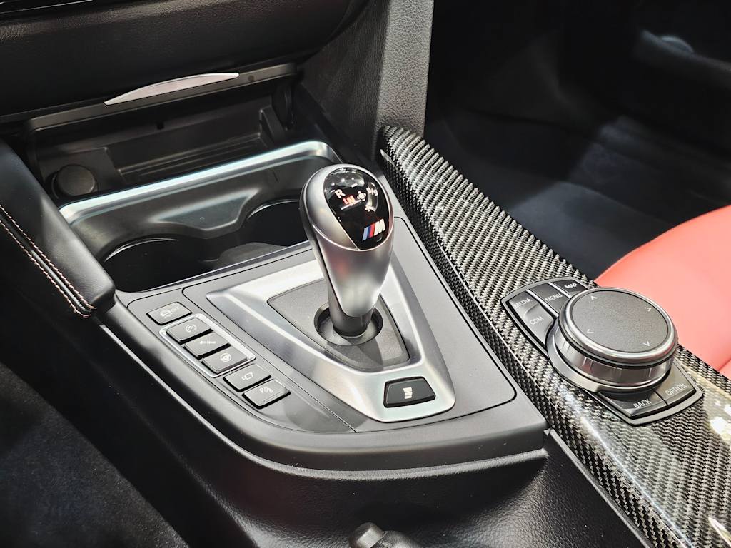 Thumbnail: 2020 BMW M4 - 15