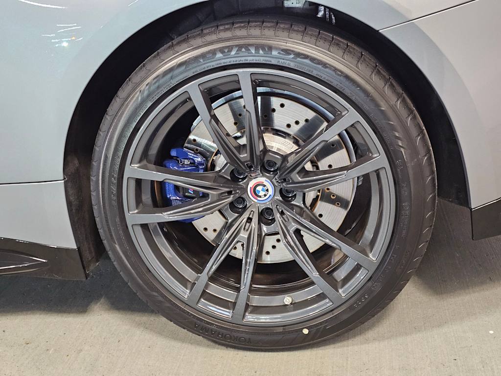 Thumbnail: 2023 BMW M4 - 7