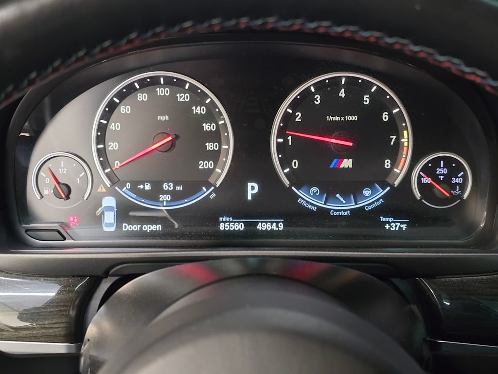 Thumbnail: 2015 BMW M5 - 18