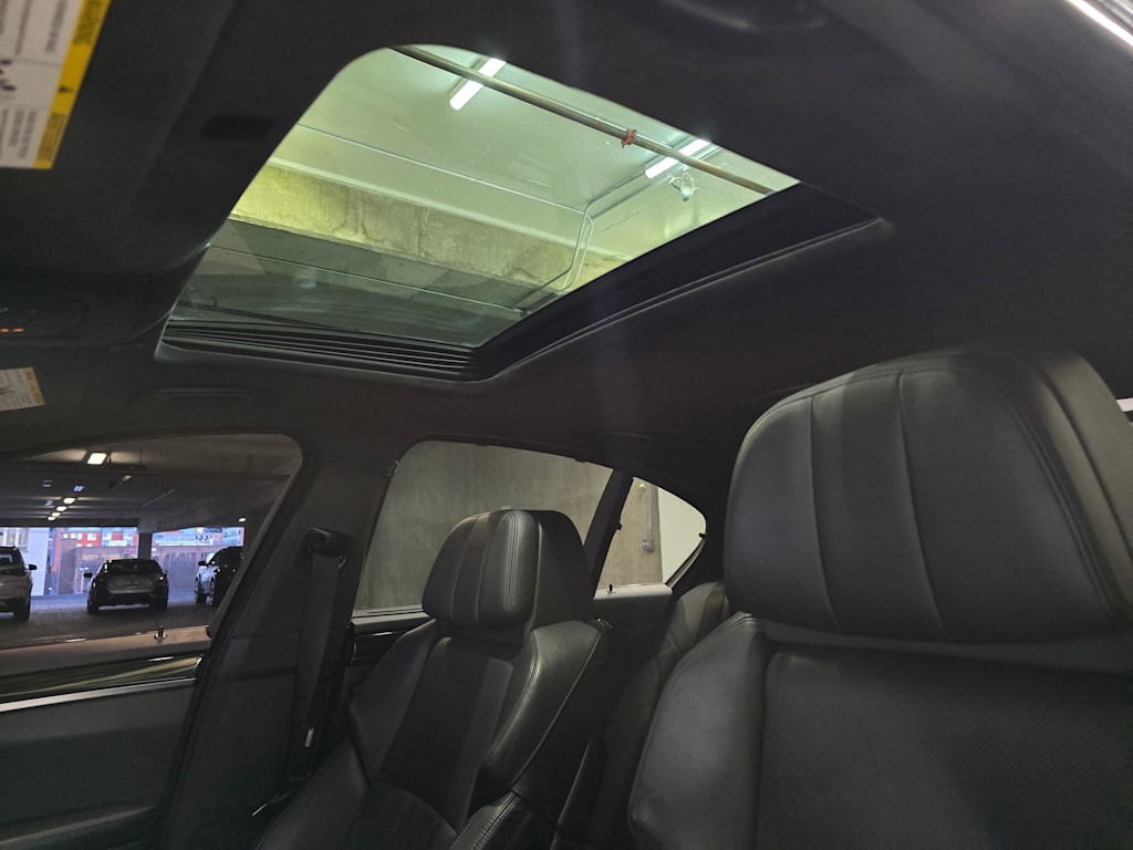 Thumbnail: 2015 BMW M5 - 31