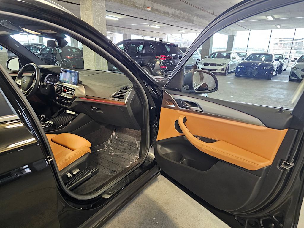 Thumbnail: 2023 BMW X3 - 15