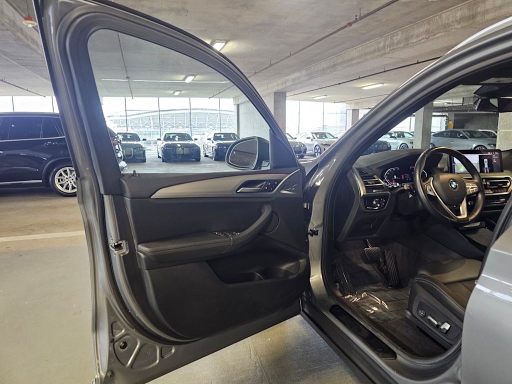 Thumbnail: 2023 BMW X3 - 27
