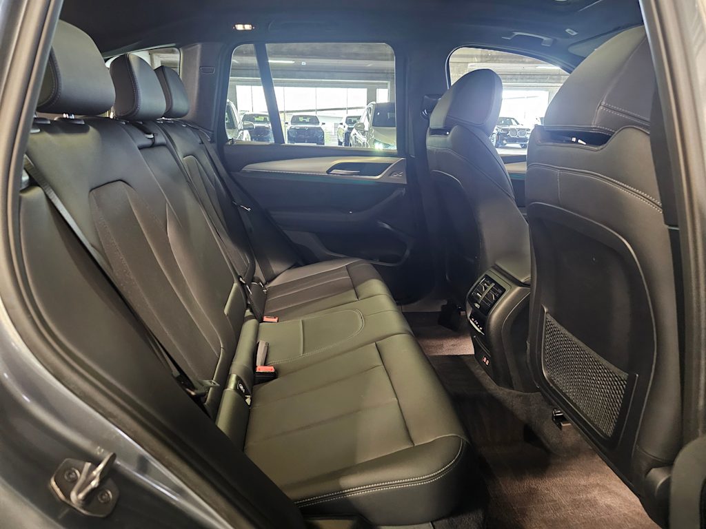 Thumbnail: 2023 BMW X3 - 32