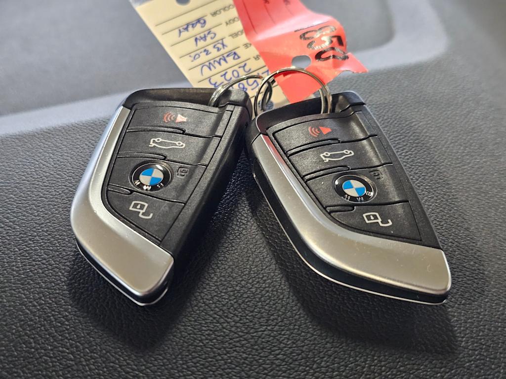 Thumbnail: 2023 BMW X3 - 20