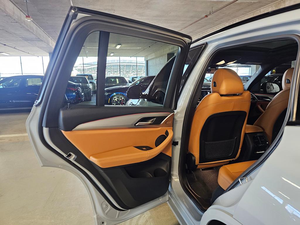 Thumbnail: 2022 BMW X3 - 31