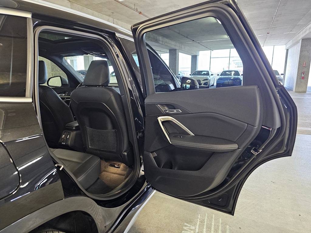 Thumbnail: 2023 BMW X1 - 31