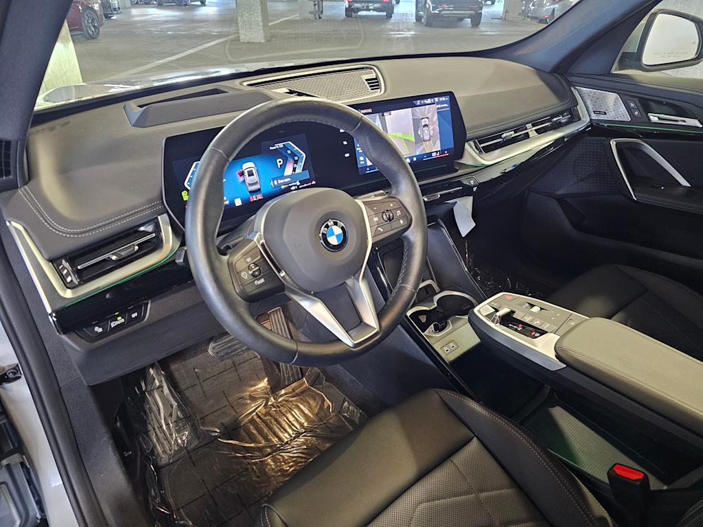 Thumbnail: 2025 BMW X1 - 2