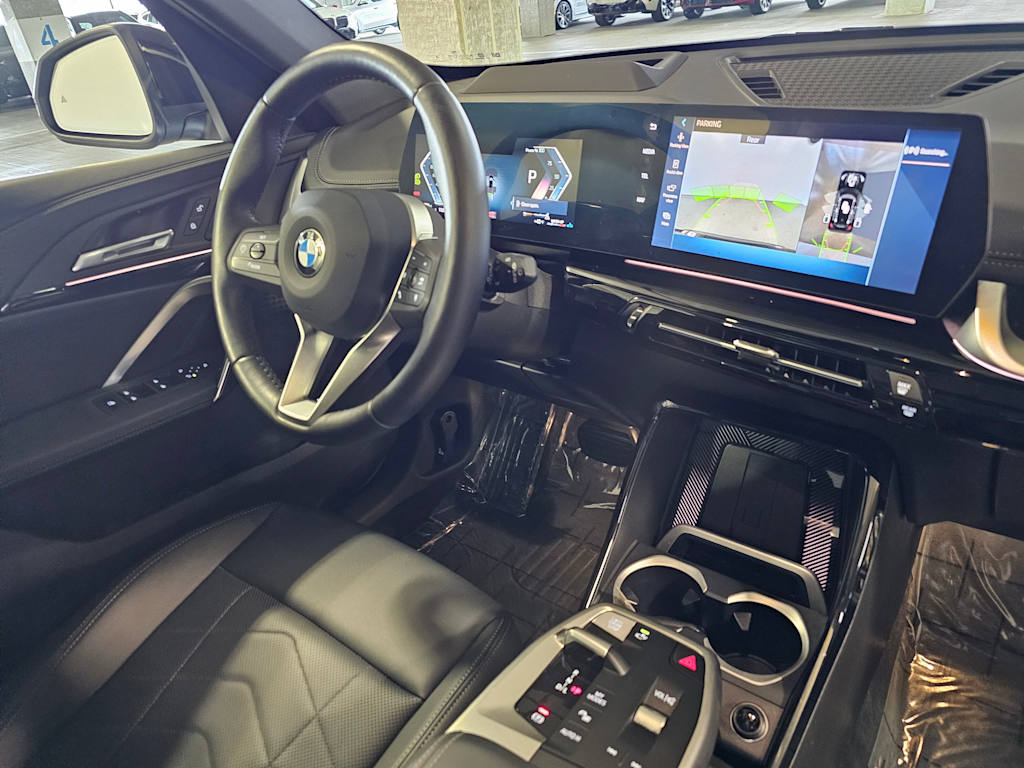 Thumbnail: 2025 BMW X1 - 14