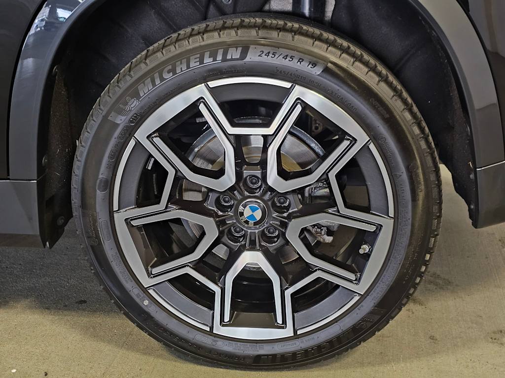 Thumbnail: 2025 BMW X1 - 7