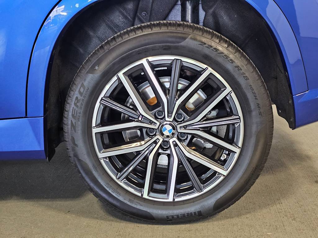 Thumbnail: 2023 BMW X1 - 8