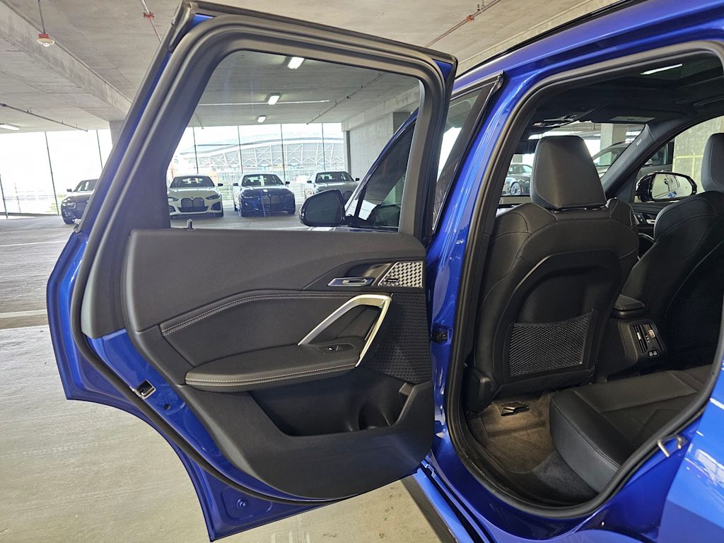 Thumbnail: 2023 BMW X1 - 27