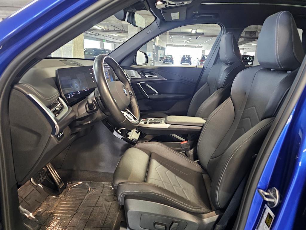 Thumbnail: 2023 BMW X1 - 11