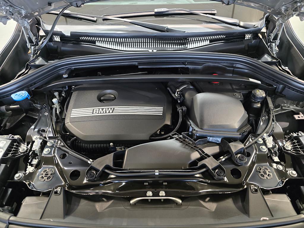 Thumbnail: 2023 BMW X1 - 9