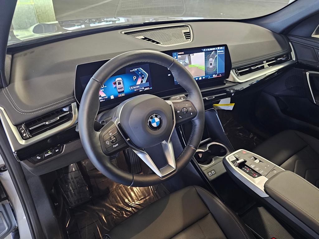 Thumbnail: 2025 BMW X1 - 2