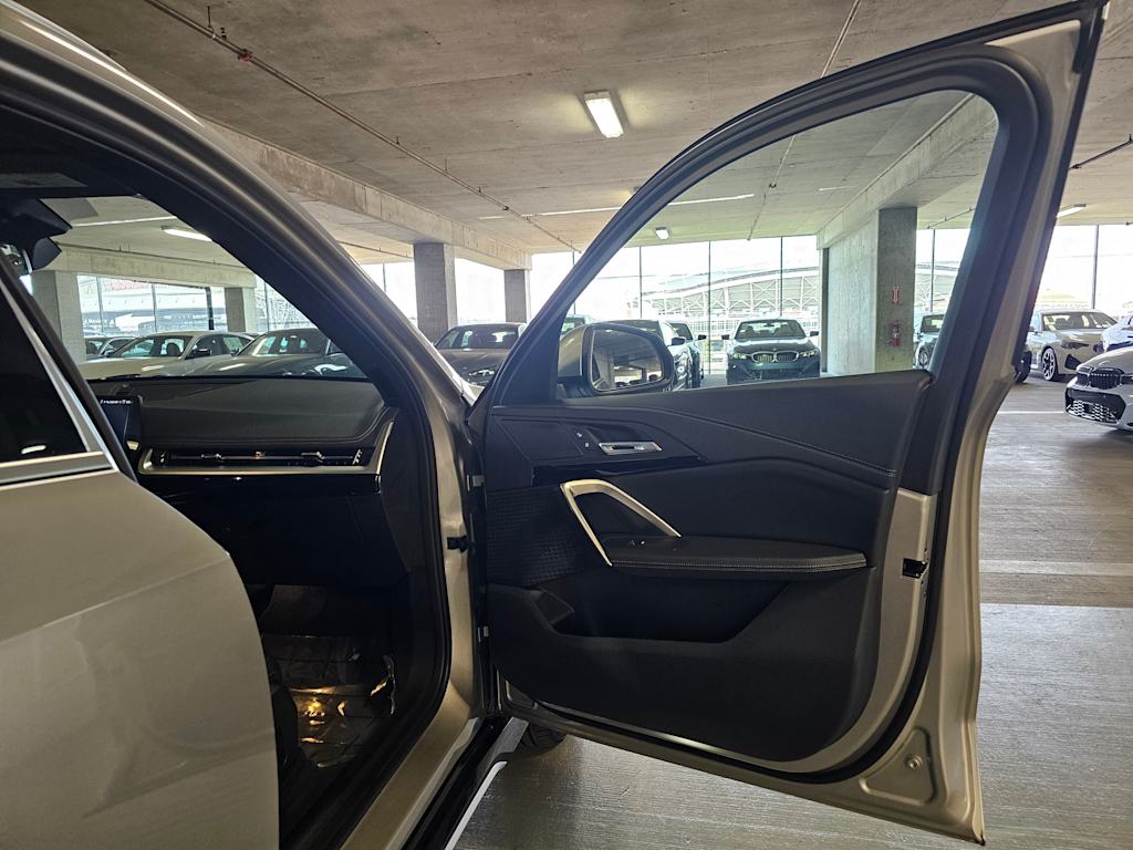 Thumbnail: 2025 BMW X1 - 35