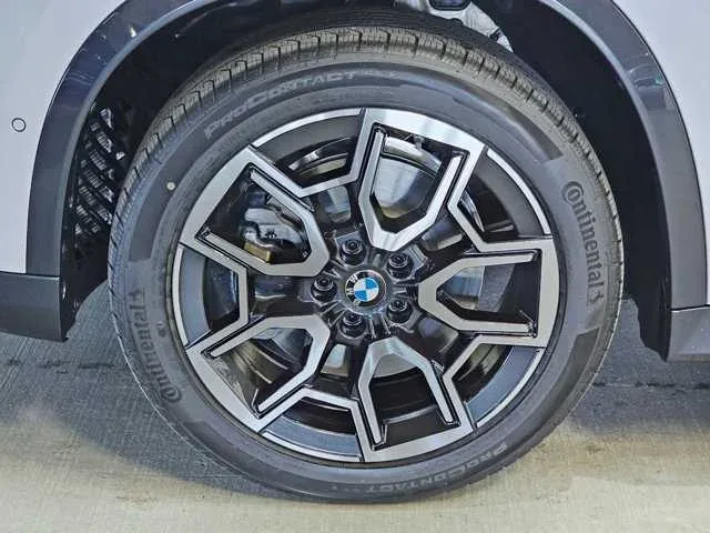 Thumbnail: 2025 BMW X1 - 7