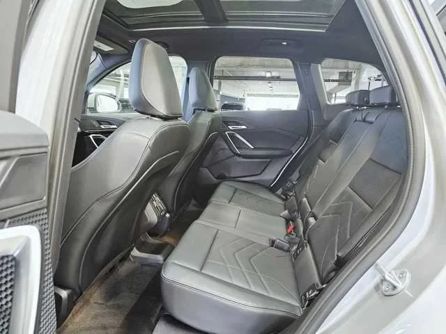 Thumbnail: 2025 BMW X1 - 12
