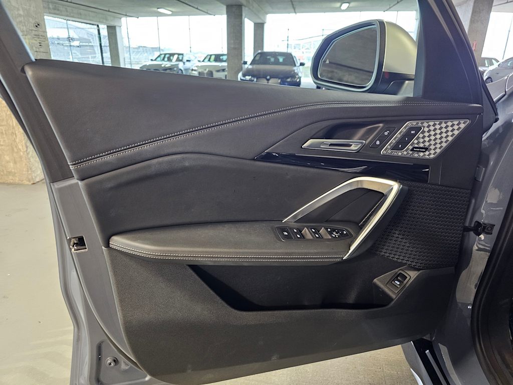 Thumbnail: 2023 BMW X1 - 24