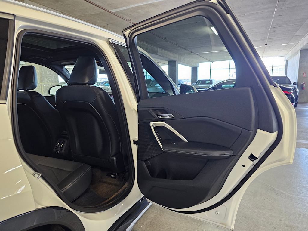 Thumbnail: 2025 BMW X1 - 33
