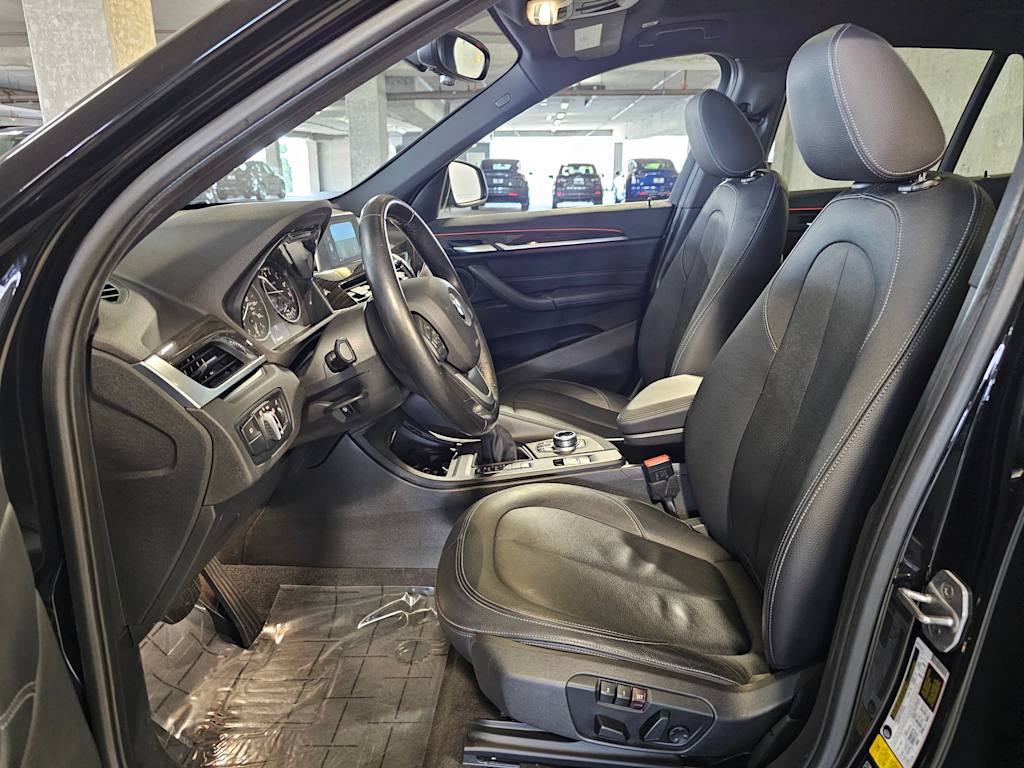Thumbnail: 2018 BMW X1 - 11