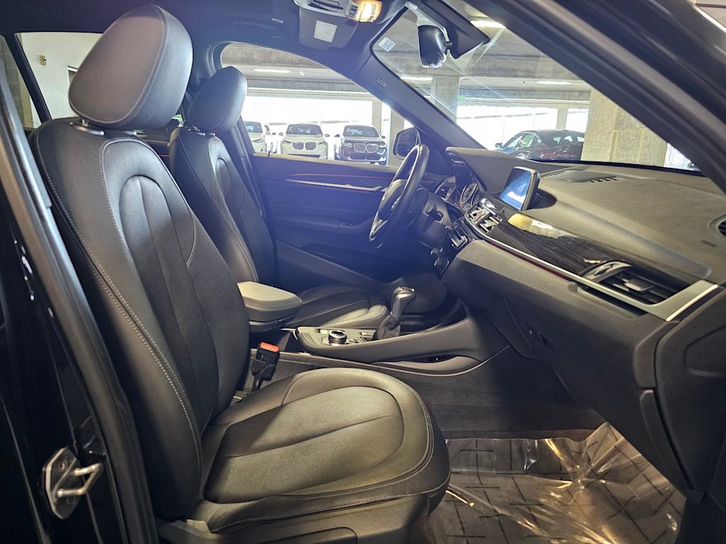 Thumbnail: 2018 BMW X1 - 34