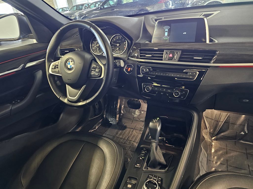 Thumbnail: 2018 BMW X1 - 15