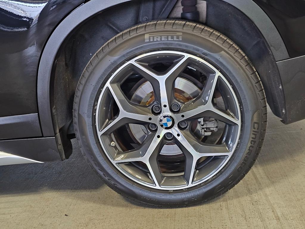 Thumbnail: 2018 BMW X1 - 8